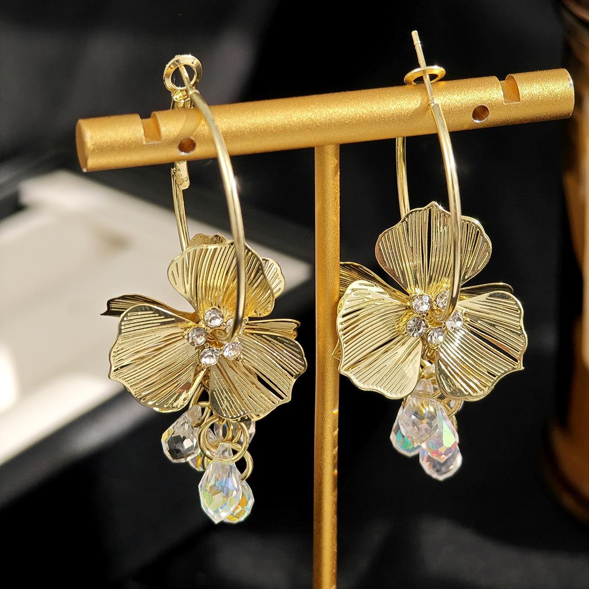 Elegant Rhinestone Flower Crystal Tassel Earrings - Luxurious and Versatile Fashion Jewelry
