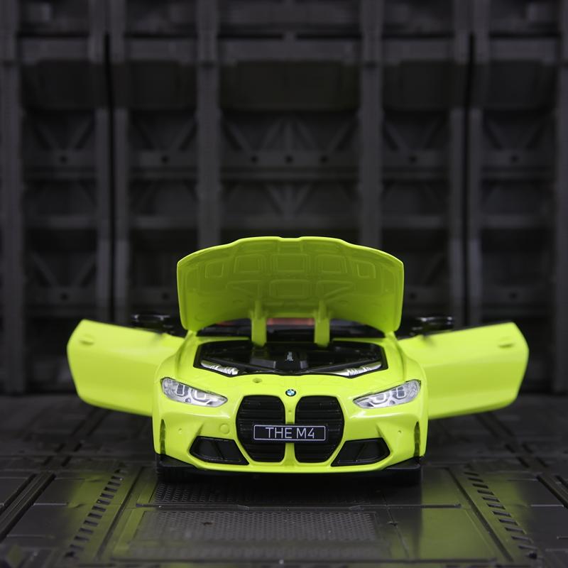 CCA 1:23 simulation BMW M4 G82 alloy car model ornament collection, doors and hood can be opened, steering and sliding ornament