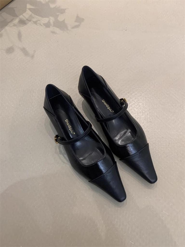 Retro Design Sense Splicing Single Shoes Women's 2025 Spring and Autumn New Versatile Thick Heel Pointed One-word Buckle Temperament Flat Shoes