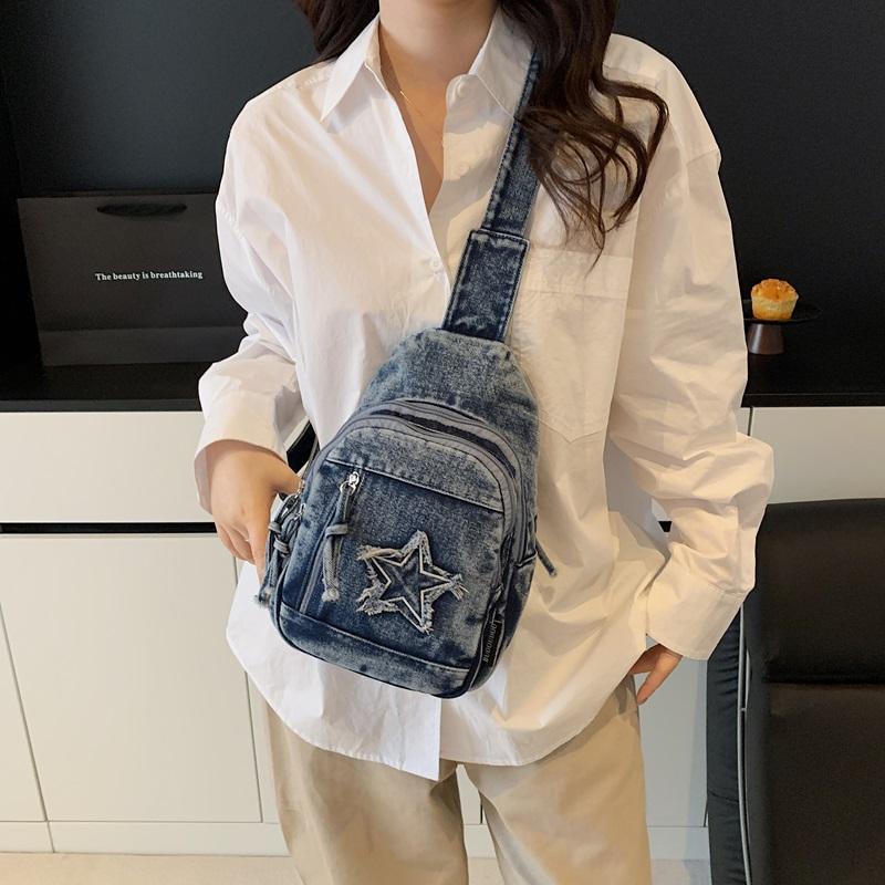 Denim Shoulder Bag Women's Large Capacity Crossbody Bag Commuter Chest Bag