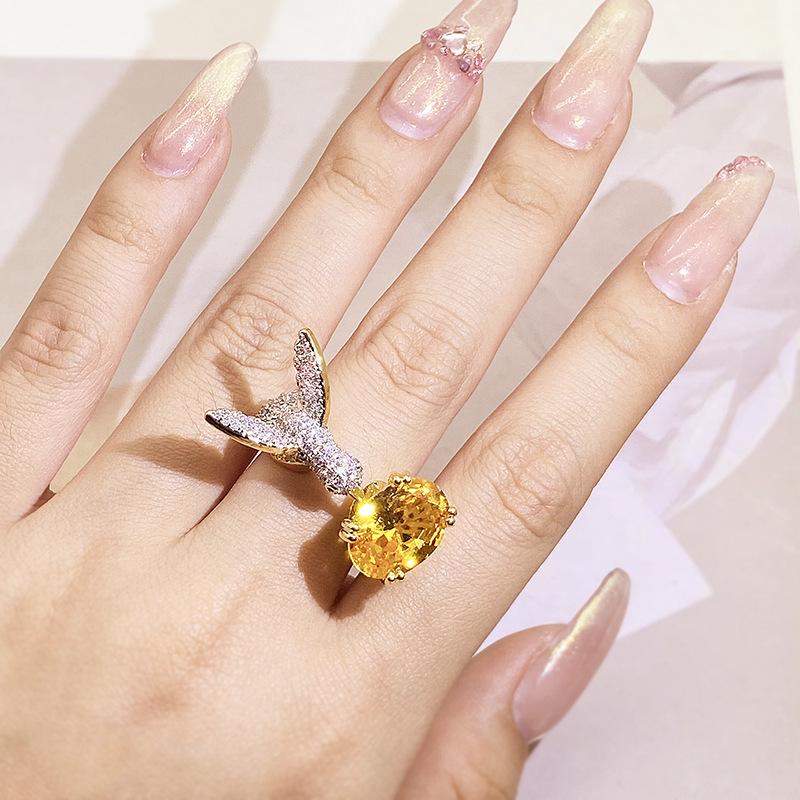High-End Hummingbird Ring: Santa Maria Aquamarine-Look with Colored Gemstones for Women