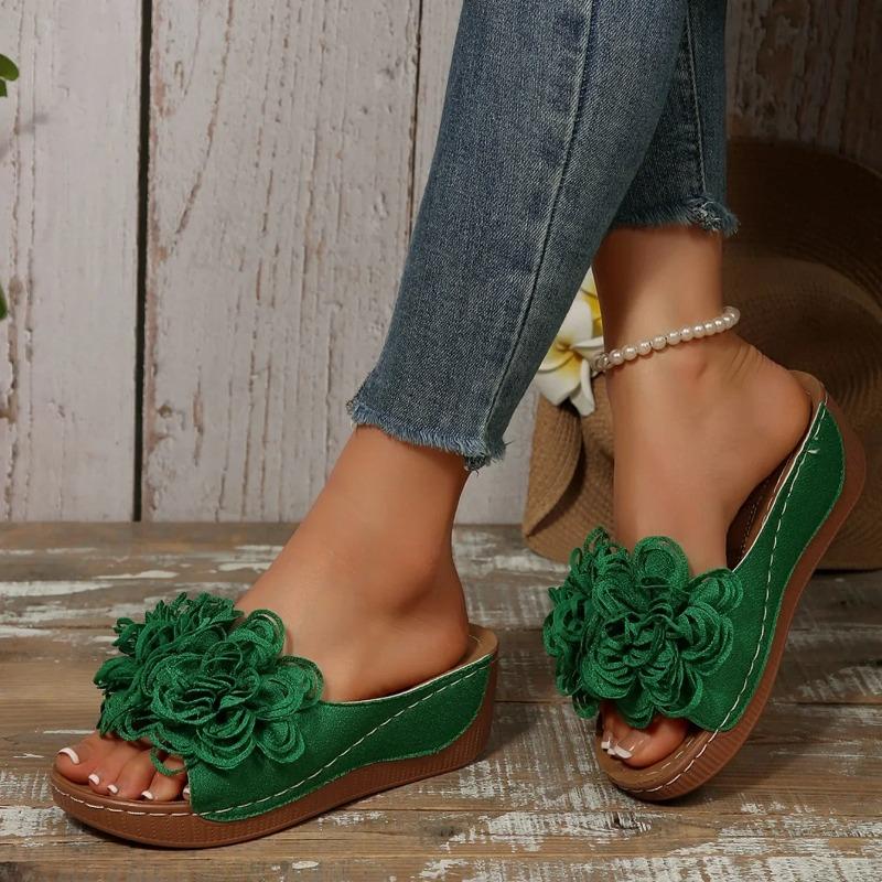New Women Wedges Slippers Fashion Flower Slippers Women 2025 Summer Beach Platform Sandals Outdoor High Heels Shoes Slides Women