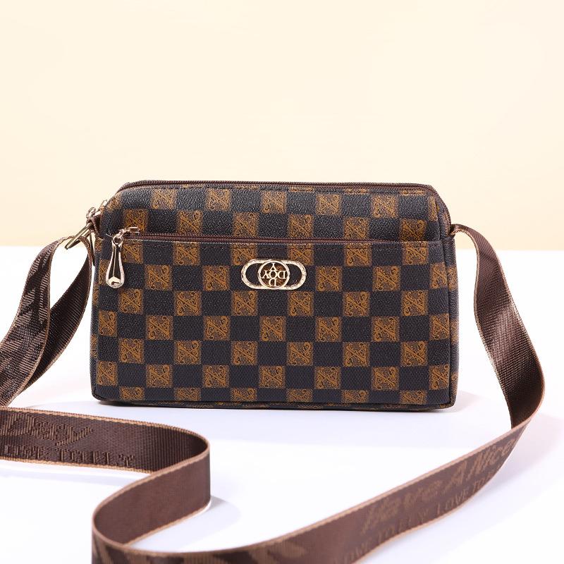 ashion rend houlder rossbody ag omen's arge Capacity ot Selling Women's Bag iddle-aged and lderly Bag Multi-layer Wallet