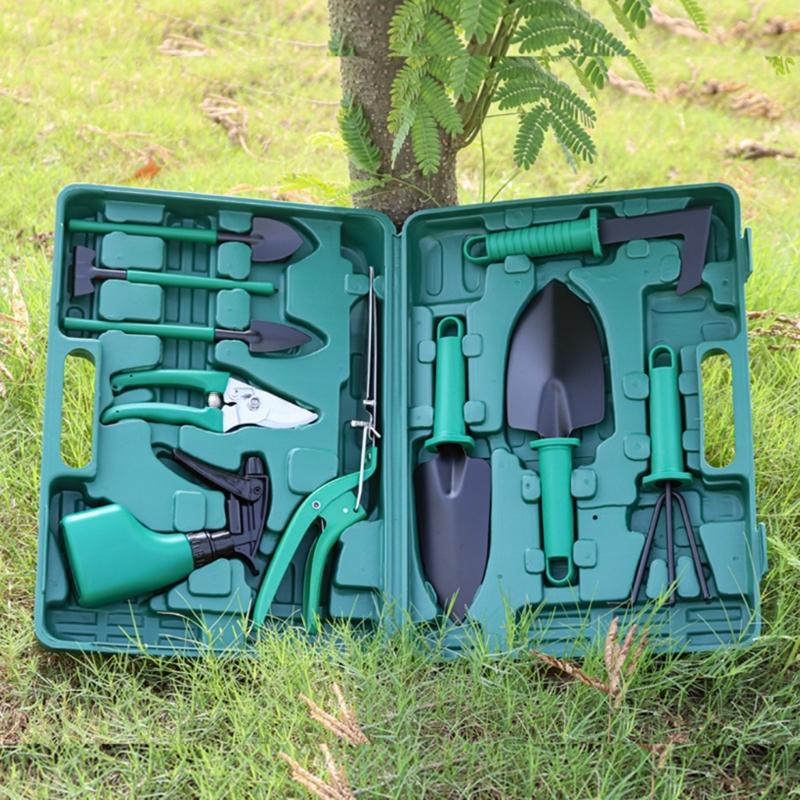 Multifunctional Ergonomic Garden Tool Kit with Branch Scissors and Water Sprayer Bottle Easy to Use for Home Gardening