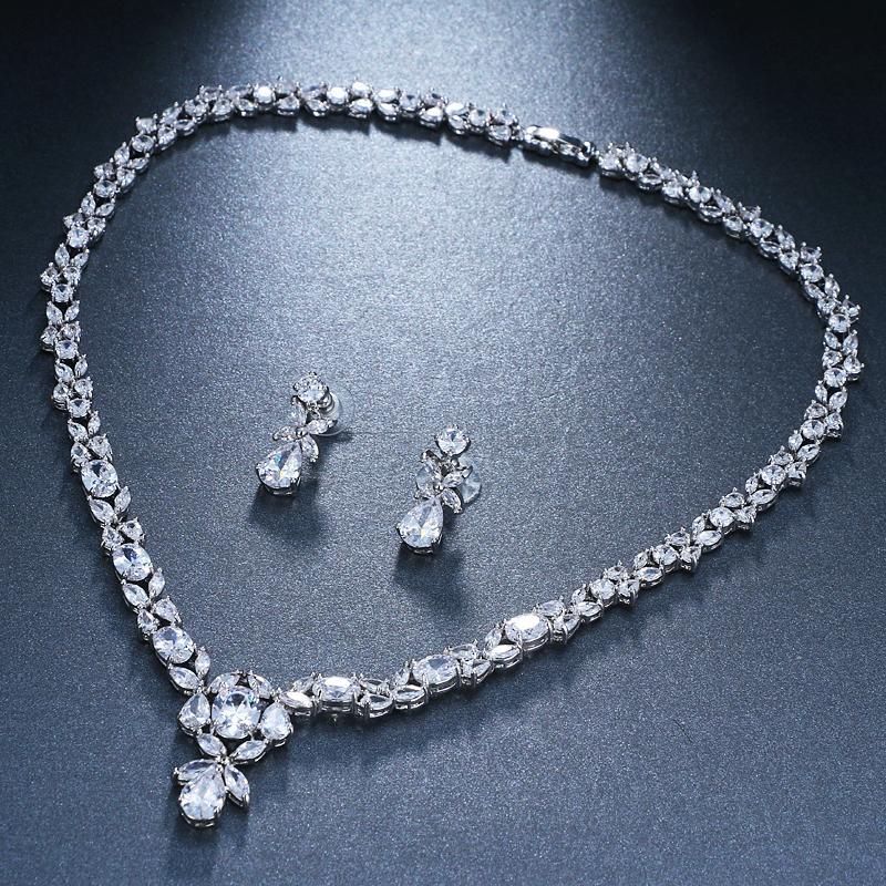 Emmaya conjunto de joias clássicas de cristal para casamento, conjunto de brincos com colar de zircônia cúbica transparente para noivado e noivado