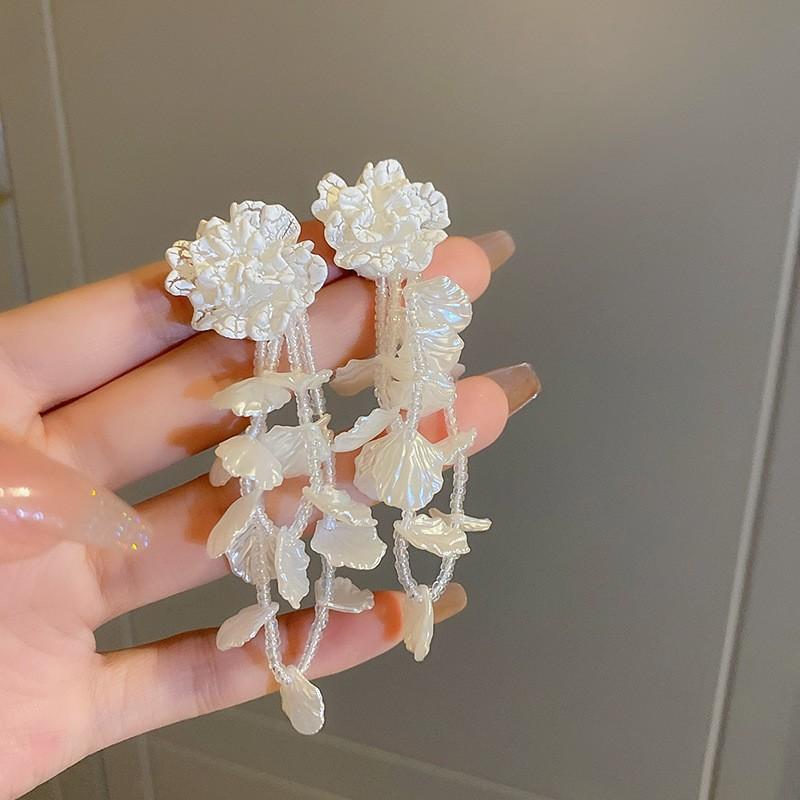 Premium pearl flower fringed earrings 2025 light luxury gentle temperament earrings niche personality earrings women