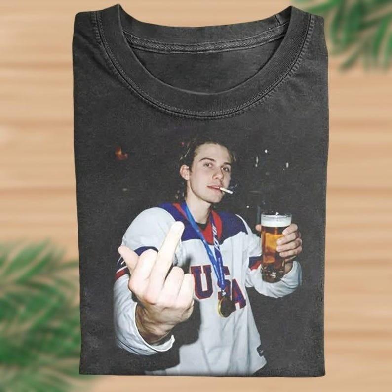 Funny Jack Hughes Usa Gold Hockey T-Shirt Patriotic Hockey Fan Shirt Unisex T-Shirt XXXL