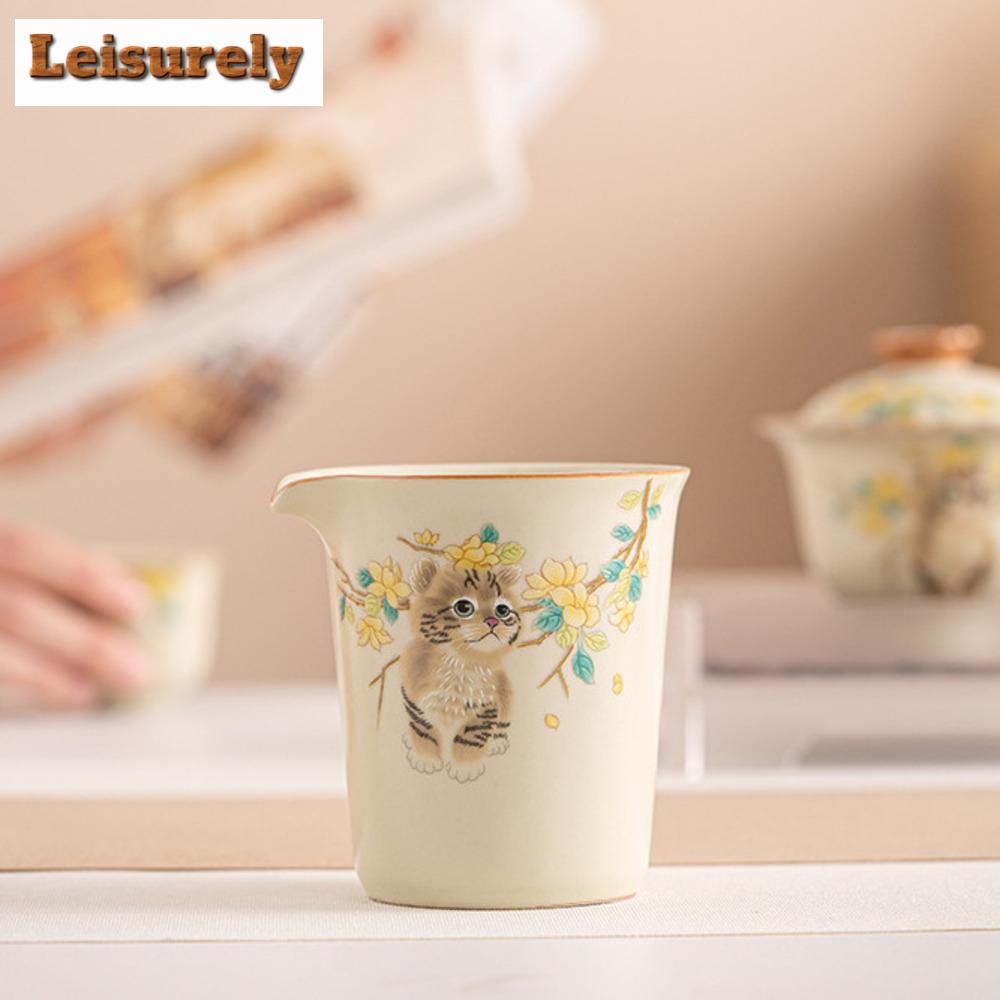 230 ml ręcznie robiony kremowy dzbanek do herbaty z porcelany Ru Kiln, ręcznie chwytający kubek do herbaty Cha Hai Household Justice Cup Teaset Craft Supplies