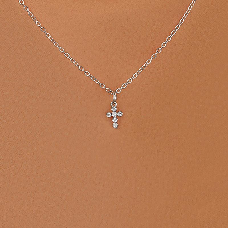 Trend Sweet And Cool Artificial Diamond Cross Pendant Pearl Personality Cool Wild Collarbone Chain Necklace Gift