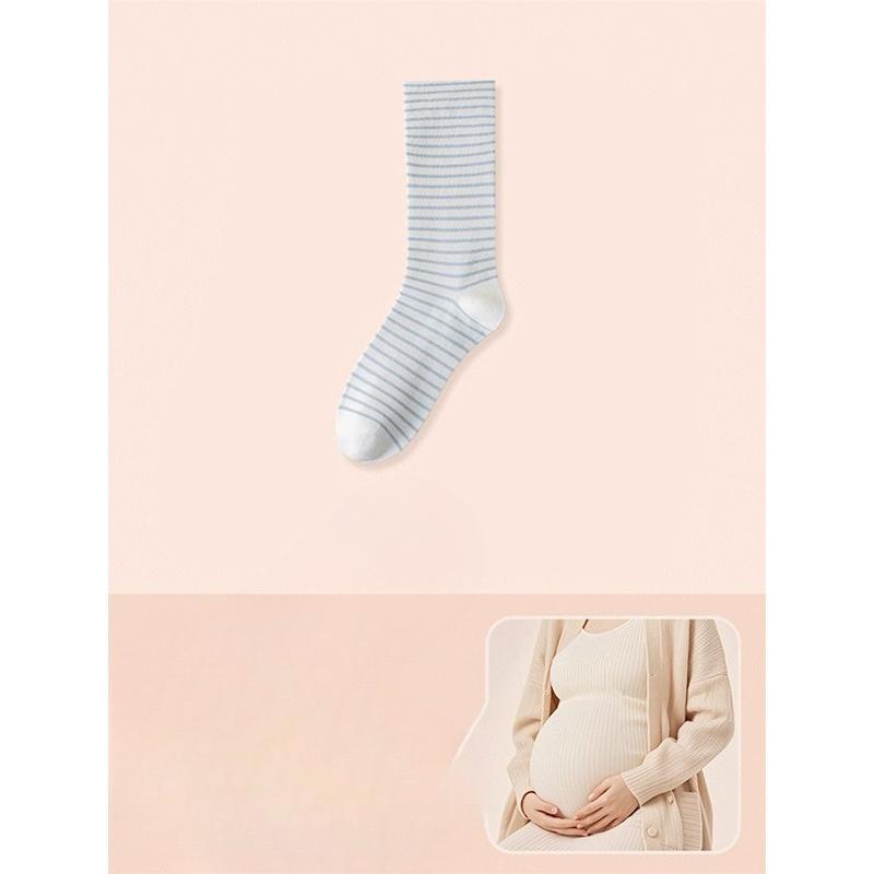 Female Spring and Autumn All Match Stripe Boneless Moon Son in The Tube Pile Pile Cotton Socks