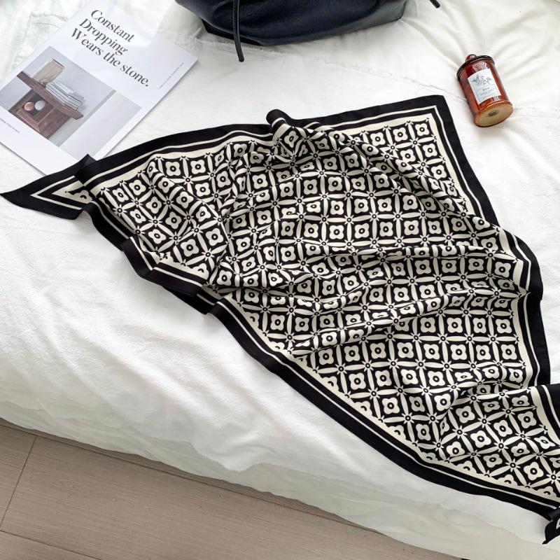 Cashew flower silk scarf new trend bag headscarf headband neck protector scarf scarf small shawl triangle scarf fart curtain