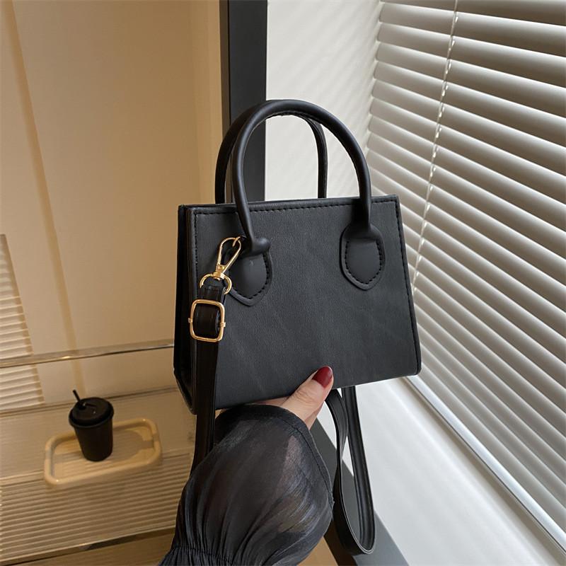 

Stylish Retro Small Square Shoulder Bag For Women Perfect For Casual Commuting In Black And White Or Blue Shades Black