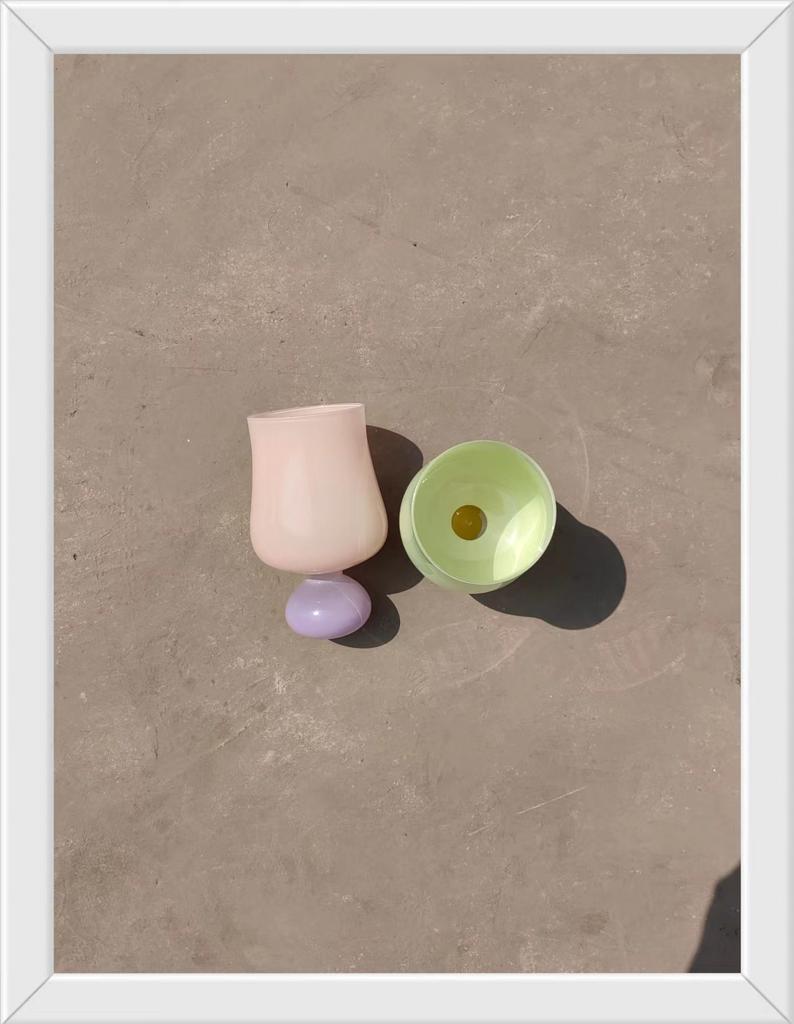 Bunte Glas-Tulpen-Blumen-Glastasse, Retro-Wasserbecher mit hohen Füßen, hohe Borosilikatglas-Tasse, süßes Mädchenherz, Wein- und Milchglas