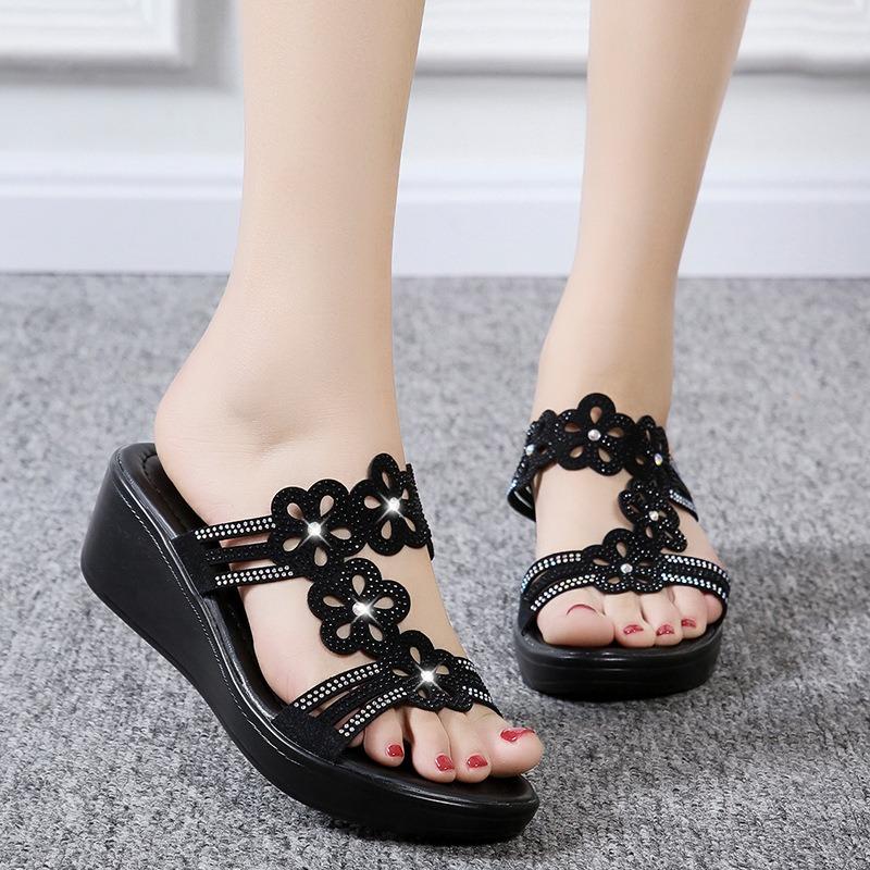 Wedge Heel Slippers Women's 20 New Casual Rhinestone Women's Shoes Trendy Women's Sandals Often