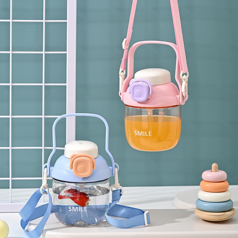 Large Capacity Cute Straw Plastic Cup 830ml Student Sports Kettle Gift Milk Tea Bucket Handle Outdoor Drinking Glass