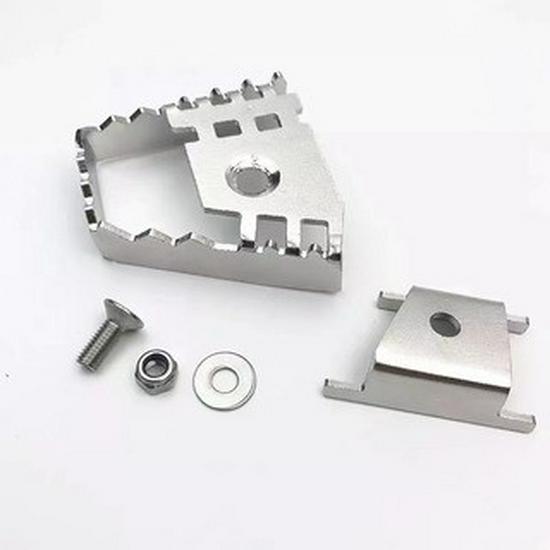 

Повышающая накладка на подножку заднего тормоза для BMW F750GS/F850GS/ADV/R1200GS. серебряный