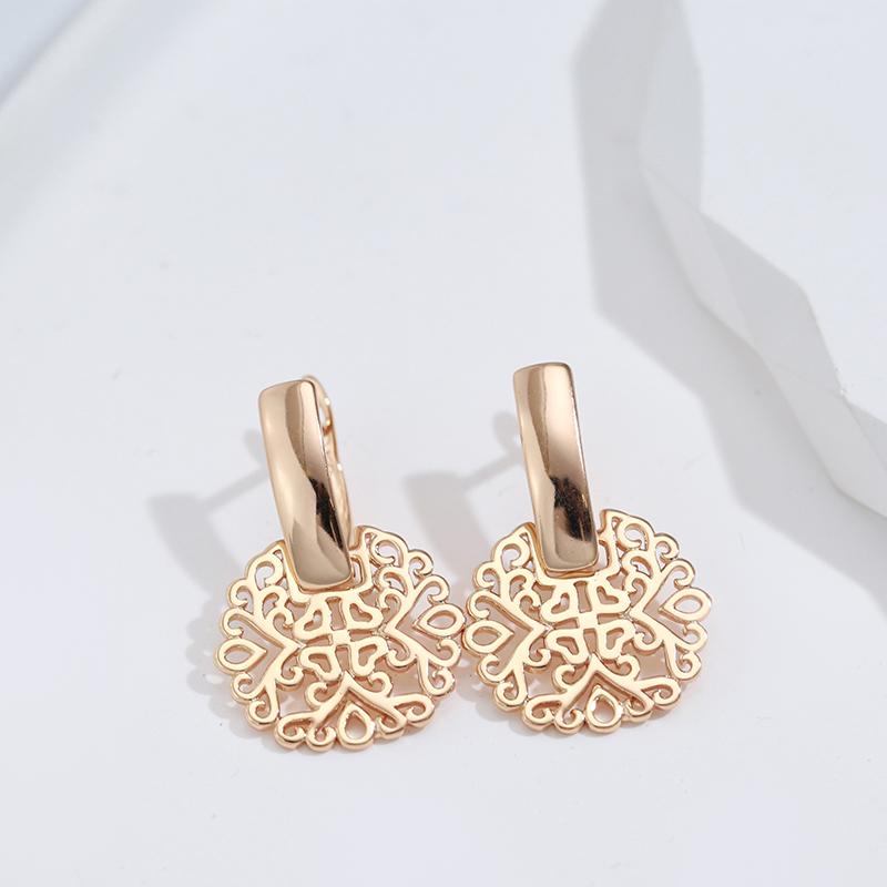 New Trend  Rose Gold Square Glossy Earrings Women Creative Fashion Party Jewelry Simple Hollow Flower Drop Earrings