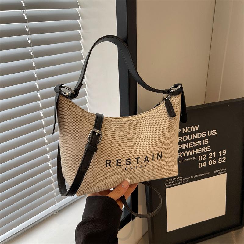 

Summer new fashion dumpling bag women s niche simple casual handbag shoulder messenger bag