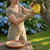 Resin Banana Bird Feeder Outdoor Decorative Bird Feeder Wall Mounted Wild Bird Feeder for Garden Backyard Decoration