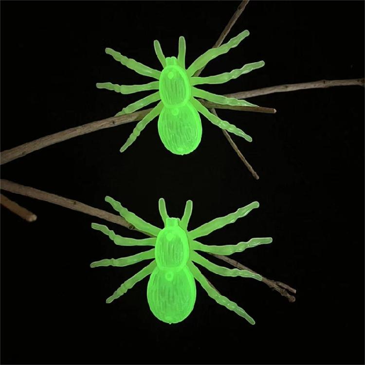 6Pcs Grisly Halloween Noctilucent Spiders Ornament Supply for Creative Crafting