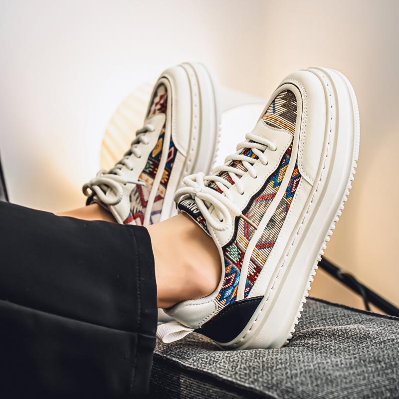 Neue Herren-Skateboardschuhe im klassischen Stil mit niedriger Spitze und dicker Sohle, bequeme Basketball-Sneakers mit weicher Sohle