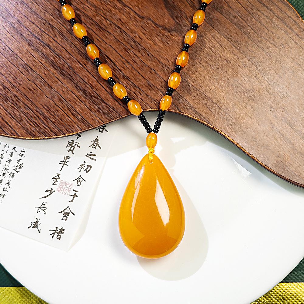 Vintage Emerald Gradual Change Safety Buckle Necklace, Lucky Flower Beauty Waist Pendant Resin Necklace