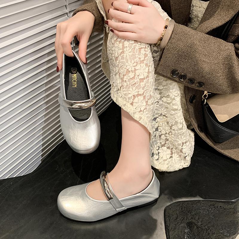 Niche Literary and Artistic Style Casual Flat Mary Jane Shoes Women's 2025 Spring and Autumn European Station Round Head Retro Temperament Single