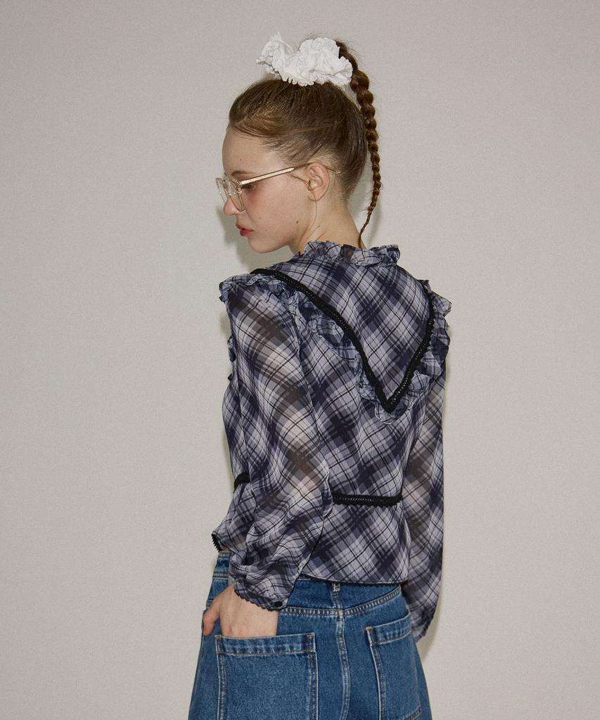 SALON DE YOHN Ruffle Check Blouse_ Black