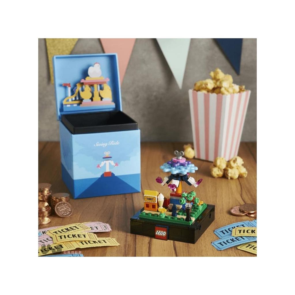 LEGO Manège à balançoires Toys R Us Blocktober 2020 6341469