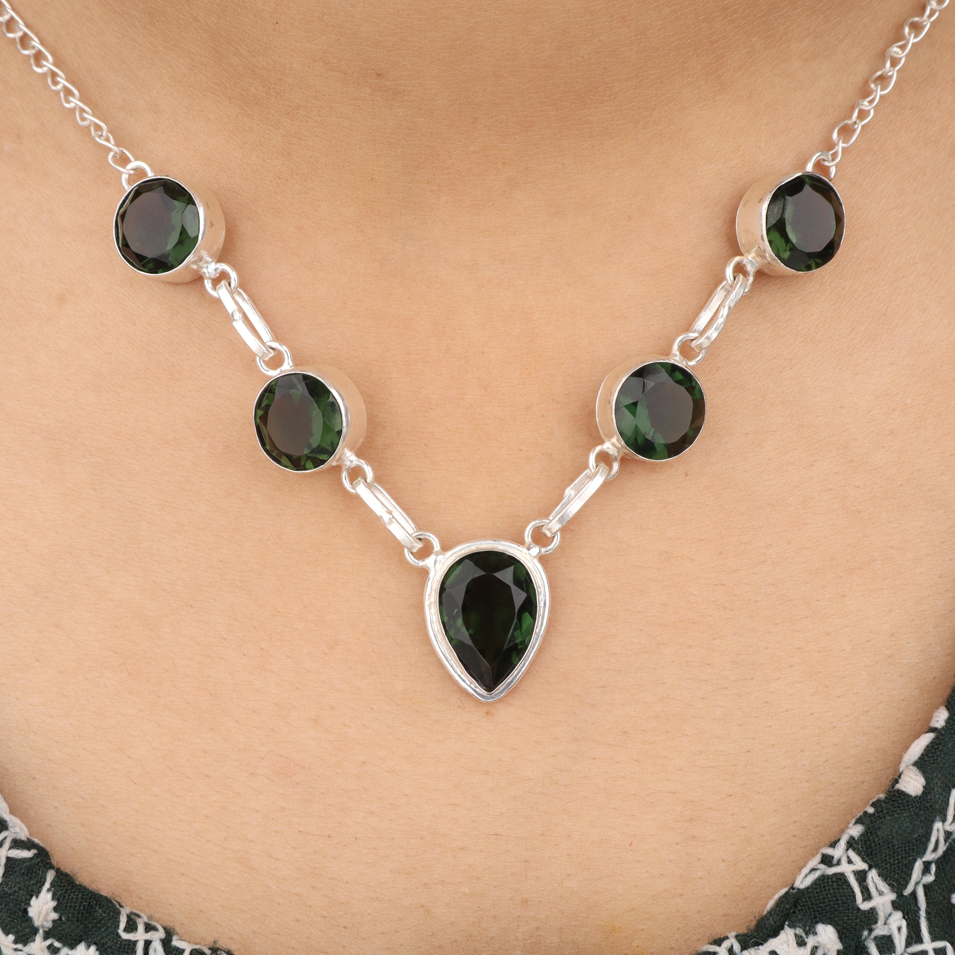 

Green Tourmaline Gemstone Silver Elegant Necklace 16-18 925 Sterling Silver Women Jewelry For Birthday Gift RN-3-7