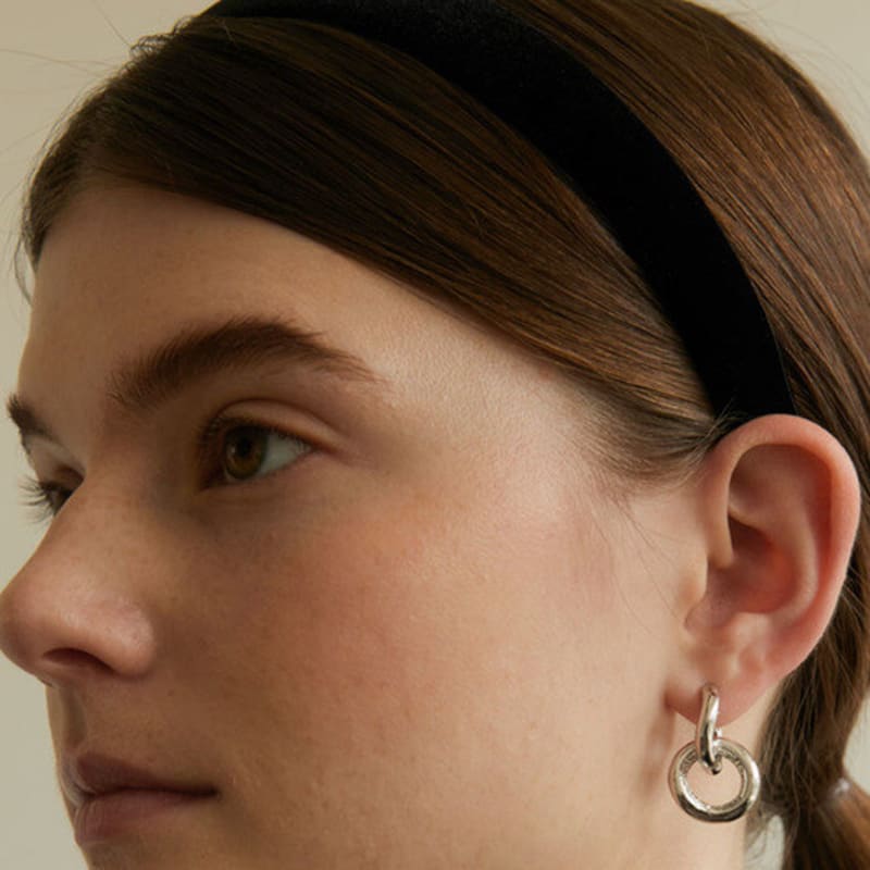 

Бархатная повязка на голову L U I R E (версия 2) black