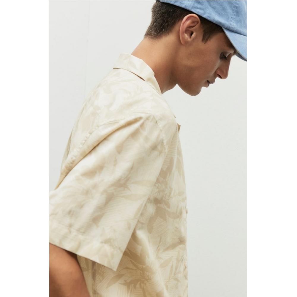 

Рубашка HM Regular Fit с принтом, бежевая с узором в виде листьев