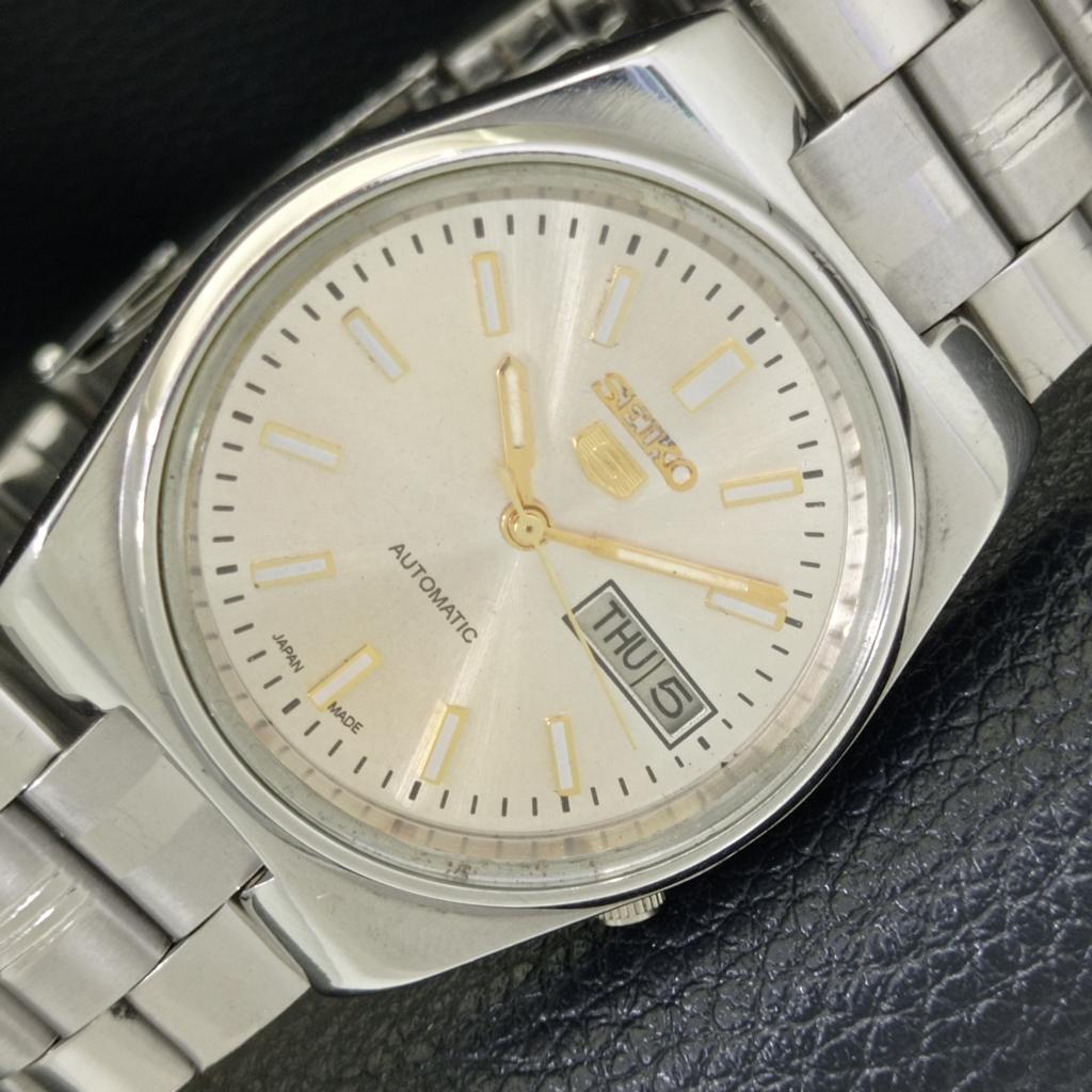 

ПОДЛИННЫЕ ВИНТАЖНЫЕ МУЖСКИЕ АВТОМАТИЧЕСКИЕ ЧАСЫ SEIKO 5 7009A ЯПОНИЯ С СЕРЕБРИСТЫМ ЦИФЕРБЛАТОМ a701598-5 R206b-a701598