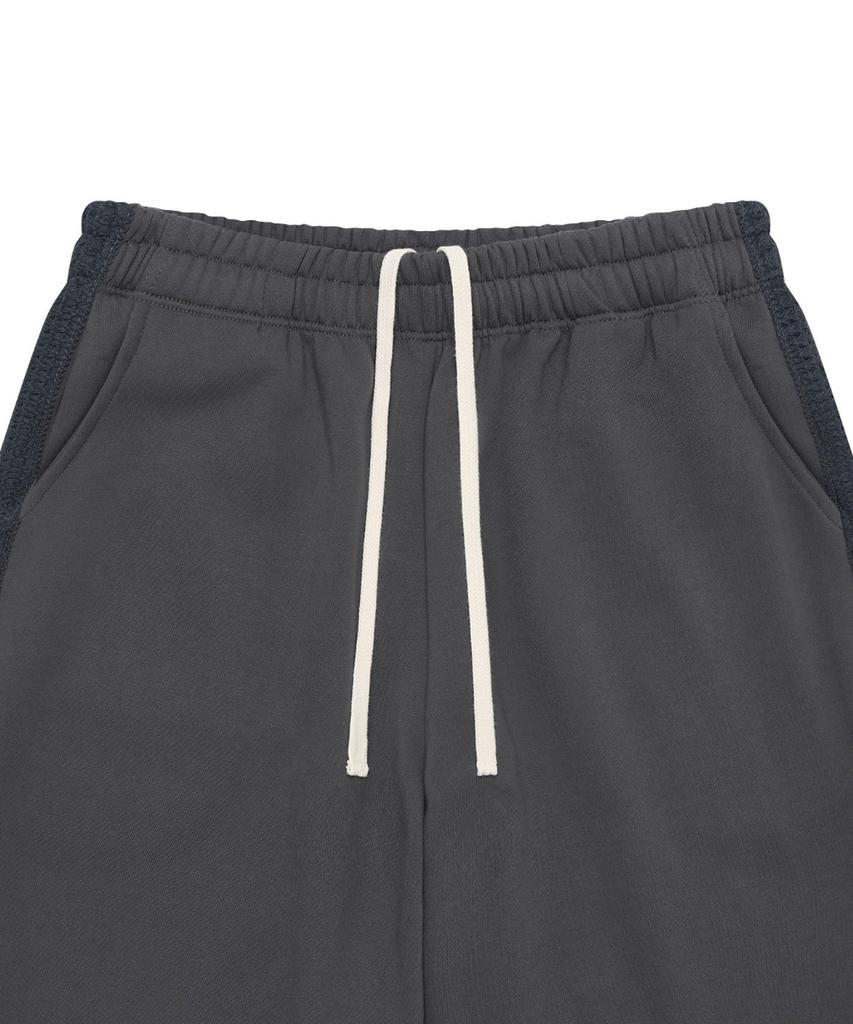 Nubelleumieleu Asel Bermuda Sweatpants Charcoal