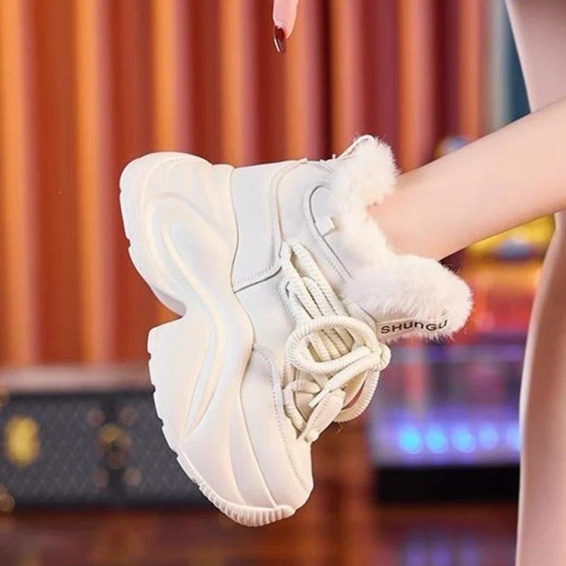 Fashion Winter Women's Boots Warm Increase Height Prevent Slipping Outdoor Snow Boots Comfortable Plush New High Top Lace Up Sneakers