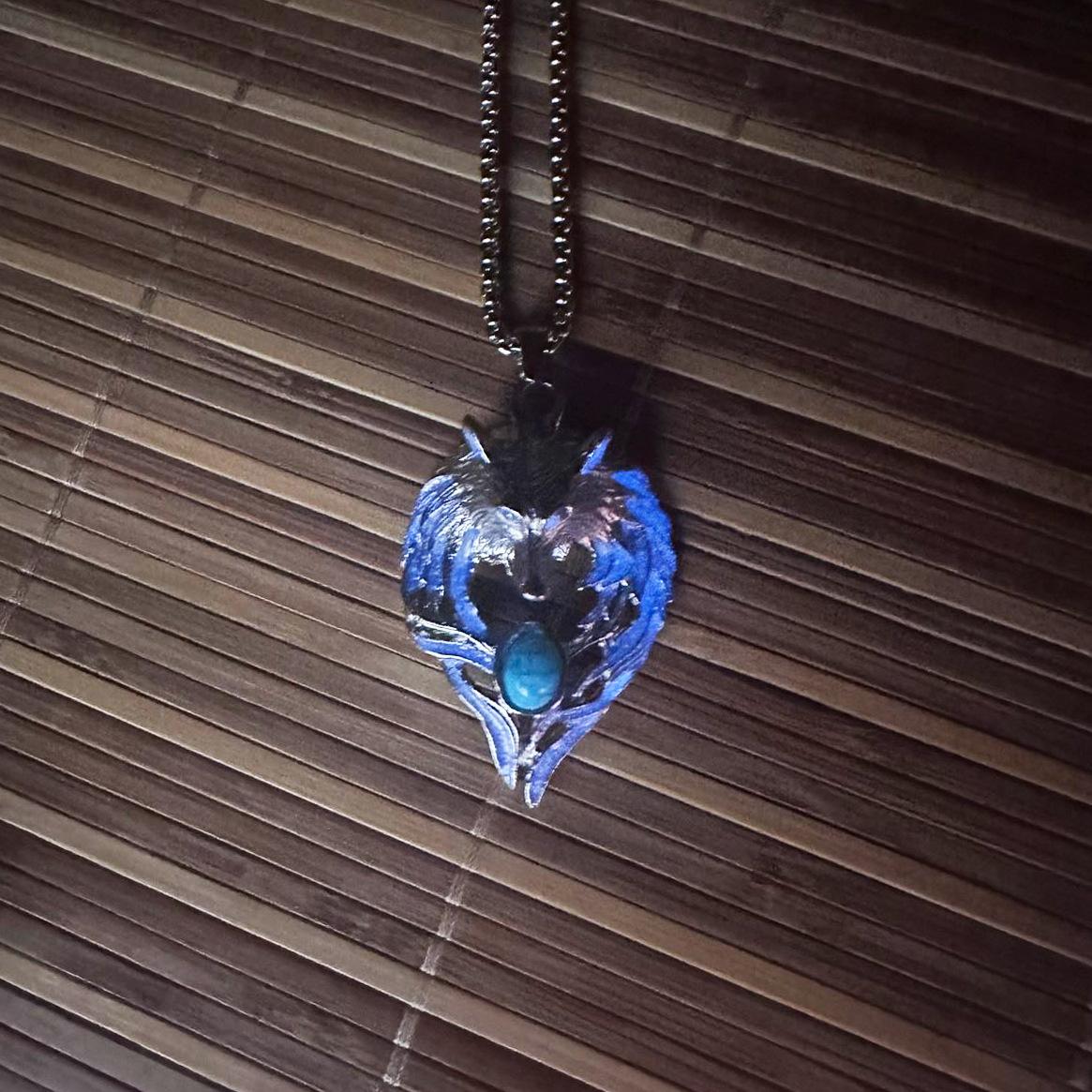 

Новый ретро-аксессуар в виде светящейся головы злого волка 70cm