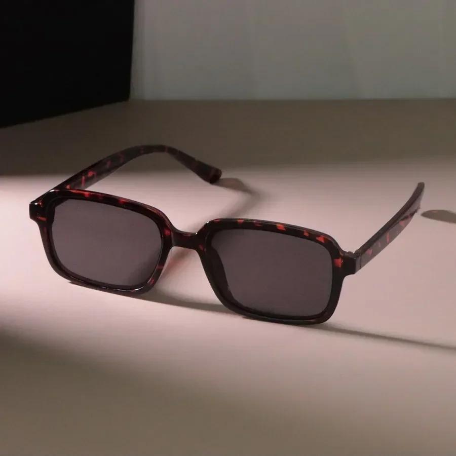 Square Sunglasses Women Men Classic Vintage Fashion Personality Glasses Stylish Casual Minimalist