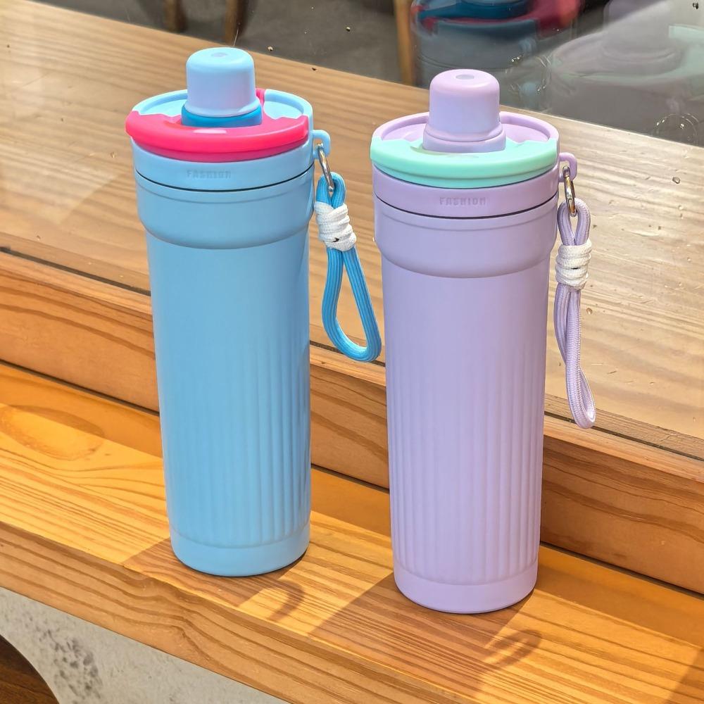 700ml Edelstahl Thermosflasche Kaffeebecher Vakuumisoliert Thermos-Strohhalmbecher Tragbarer Auto-Reisebecher Hält Kalt und Heiß