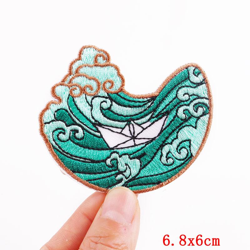 HOT MAM SUMMER Patch Outdoor Scenery Embroidered Patches For Clothes Iron On Patches For Clothing Backpack Embroidery Badges DIY