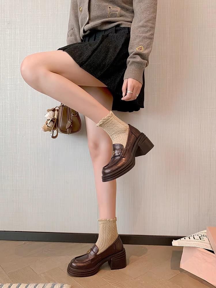 

Cowhide version Camellia thick heel heightened platform loafers round head medium heel single shoes women s high heel small leather shoes British styl 42