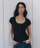 Kyuliti C Scoop Neck Button Front T-Shirt_Black