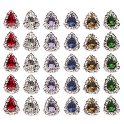 30 st Sy På Strass 6 Färger DIY Hantverk Glas Strass Klo Strass med 4 Hål för