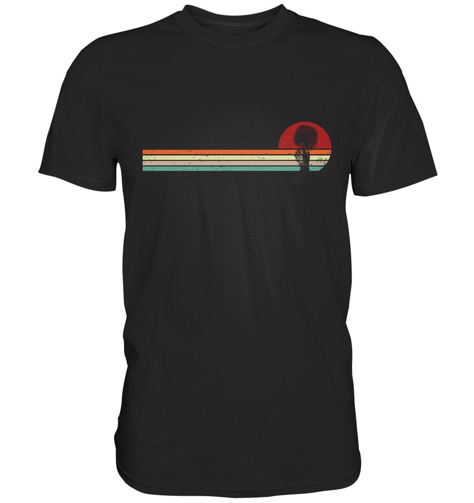 Table tennis retro table tennis ball gift idea table tennis player tshirt M