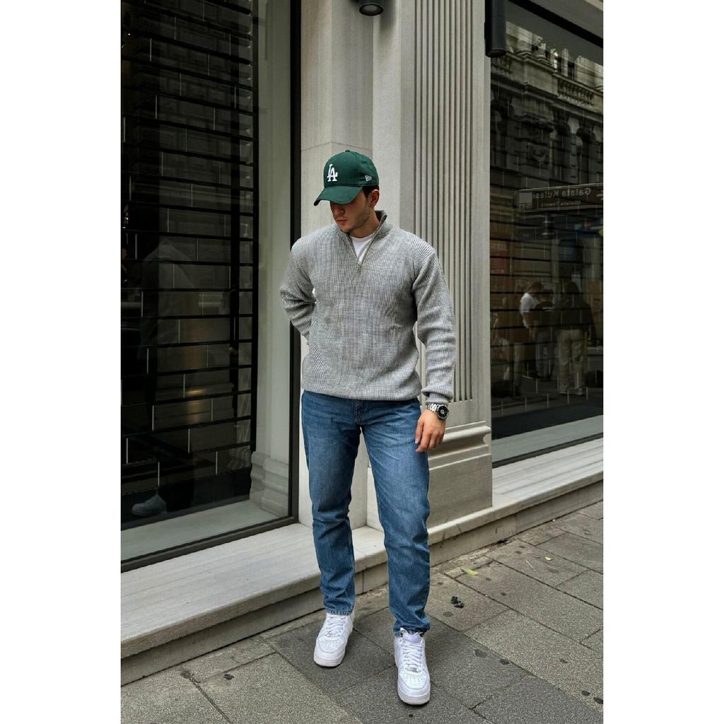 Men's Half Zipper Stand Collar Thick Sweater Knitwear