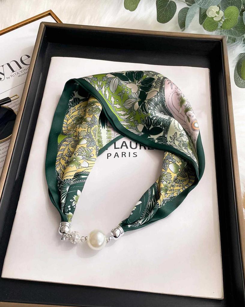 Magnetic Buckle Silk Scarf Headband Internet Celebrity New Magnetic Buckle Bracelet Small Long Women's Summer Casual Necklace Diamond Neck Band