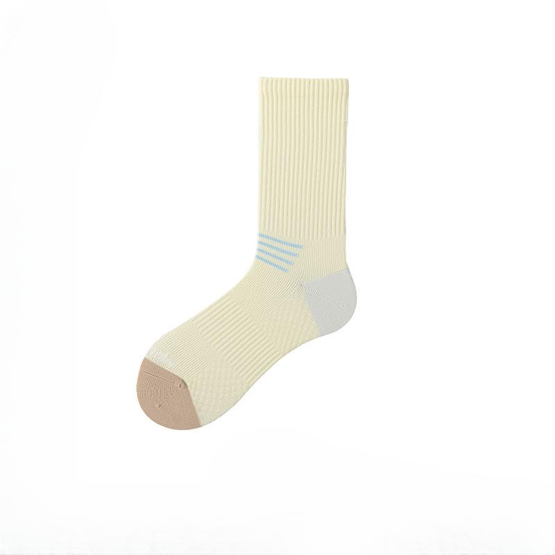 Female Professional Outdoor Running Climbing Yoga Fitness Breathable Sweat Absorption Boneless Sports Tube Socks