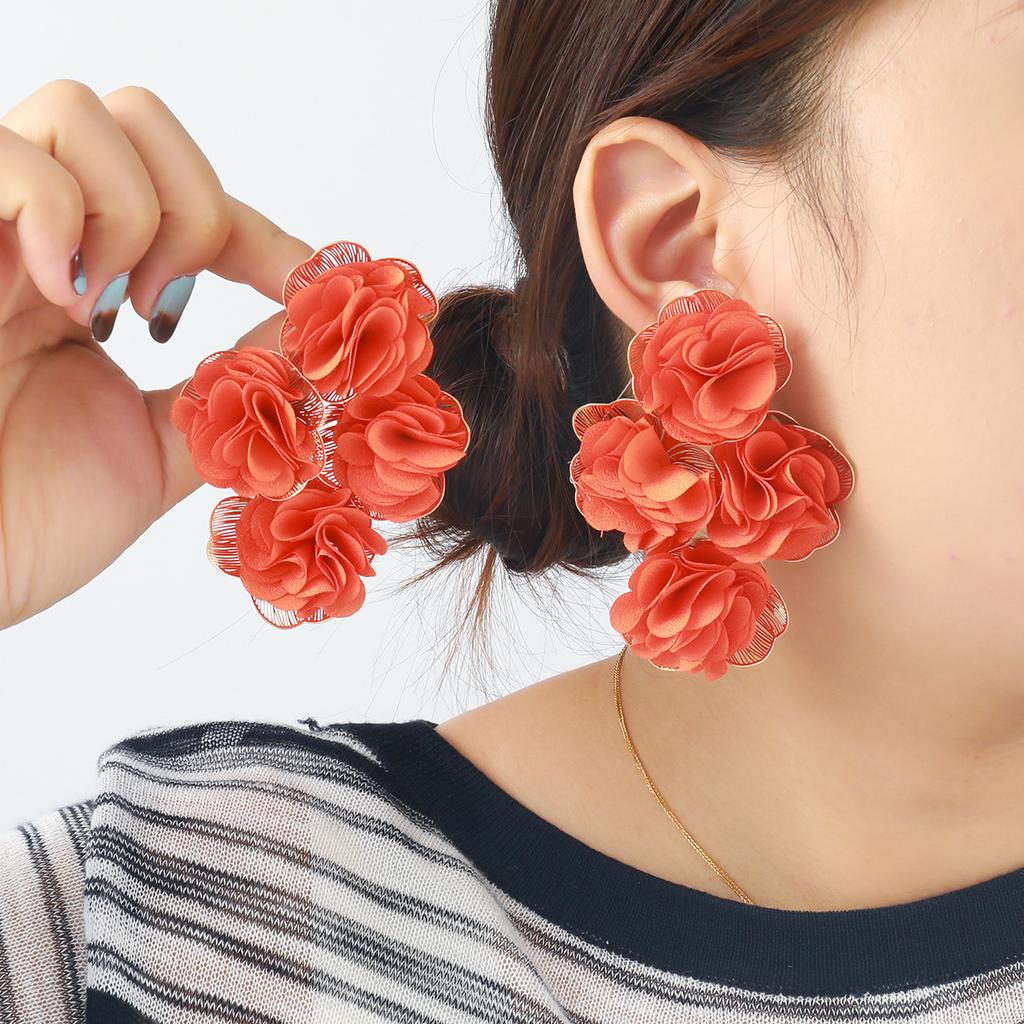 Openwork Chiffon Flower Earrings for Women, Hand-woven, Fashionable and Exaggerated Style.