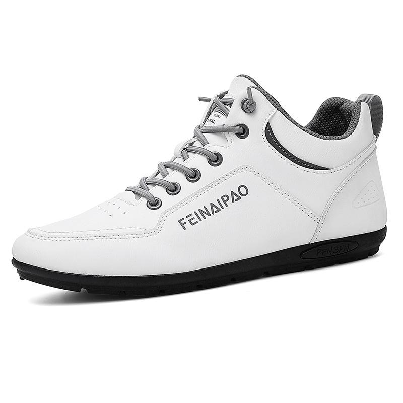 Autumn and winter new mid-top casual shoes for men, one pedal for wear-resistant jogging, leather surface trendy men's shoes