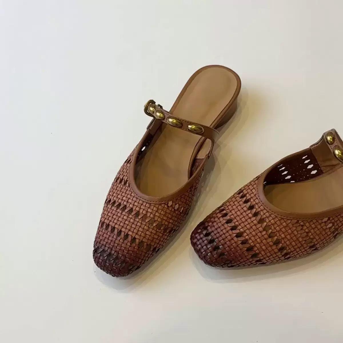 

Овчина~ женские полутапочки для улицы с юбкой, сумкой, открытые прохладные тапочки, полые и дышащие, ленивые мюли на одной педали 40