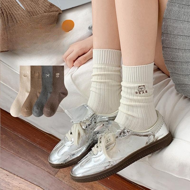 Women's Mid-calf Socks, Sweat-absorbing and Odor-proof Pure Cotton Socks, Breathable and Anti-pilling Pile Socks, Embroidered Versatile Socks